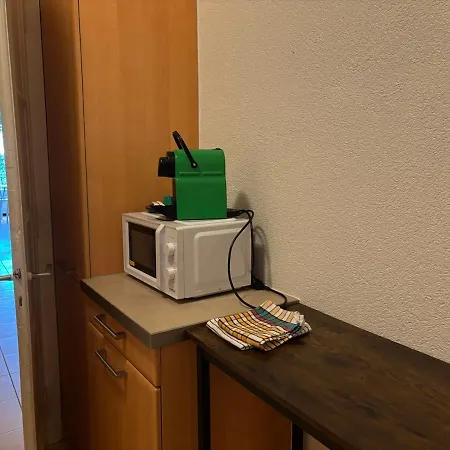 2 Bedrooms 10 Min From The Train Station Apartment *