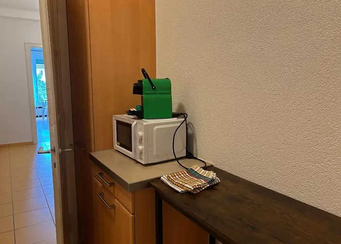 2 Bedrooms 10 Min From The Train Station Appartement *